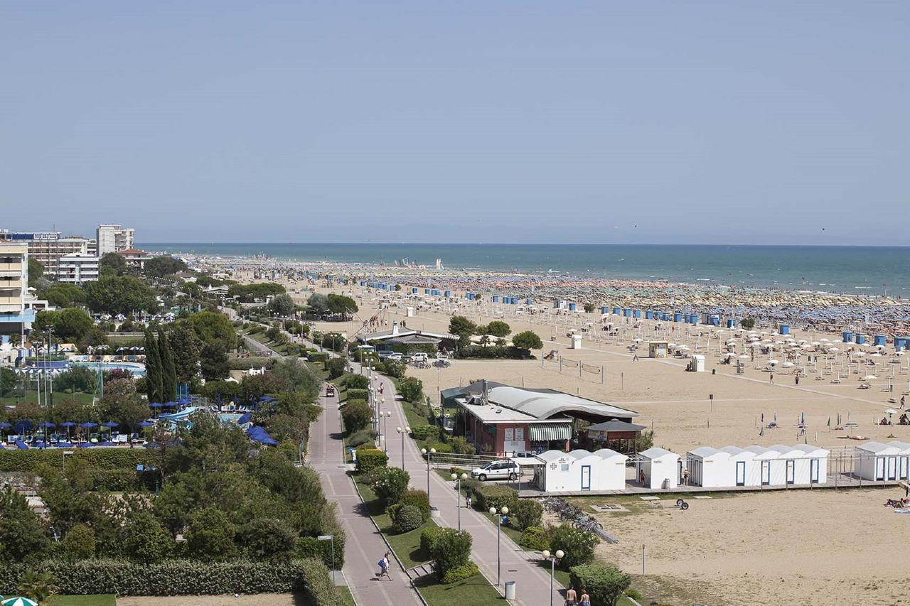Venere - Appartamenti Bibione Eksteriør bilde